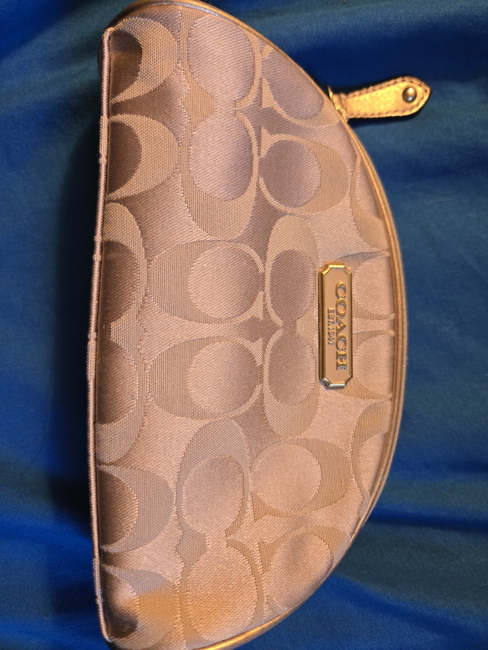 Coach Signature Crescent Clutch in Gold
